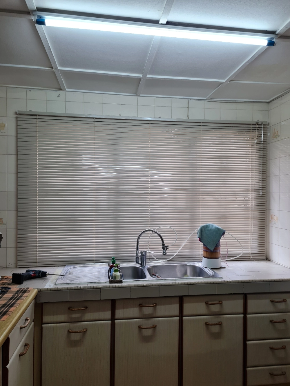 window blinds