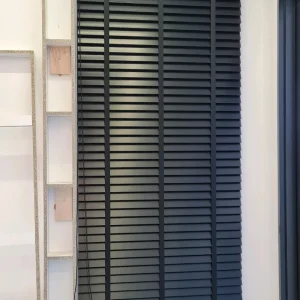wooden blind (50mm)