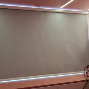 Blackout roller blind 