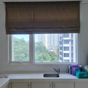 Roman blind 