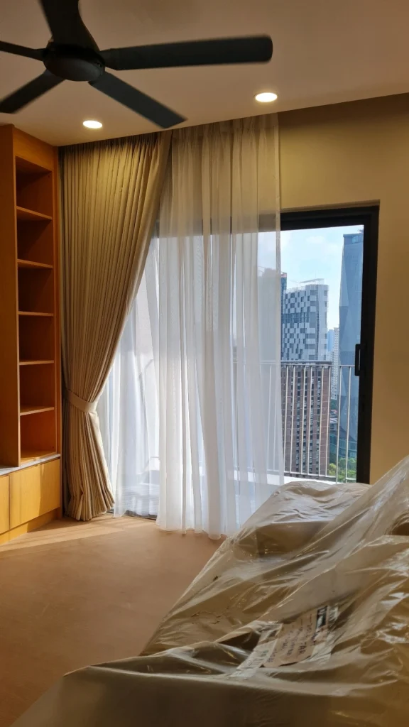 curtain offer/sales march season